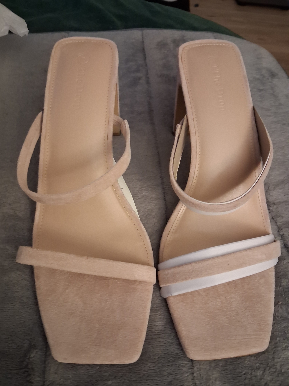 US Size 10, Beige Suede Square-Toe Strap Mules The DROP Avery Natural